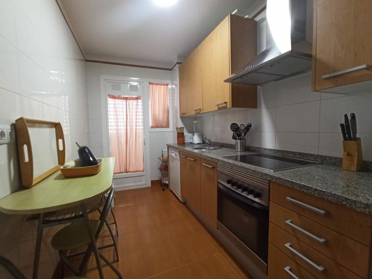Precioso Apartamento Con Terraza Y Vistas Al Mar Torre Del Mar Luaran gambar